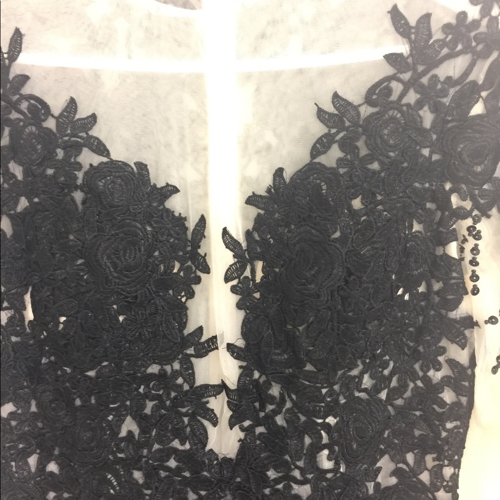 Ball dress - Picture 2 of 4
